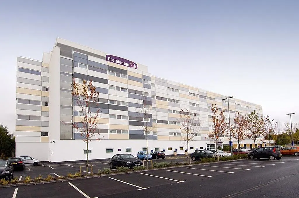 Premier Inn Manchester Airport Runger Lane North-1