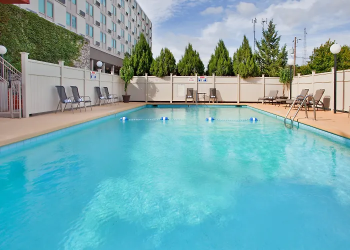 Doubletree By Hilton Manchester AirportAirport Hotel